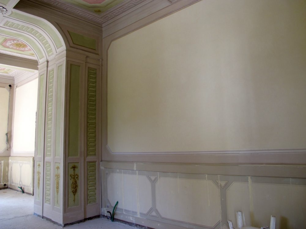 Restauro affreschi e pitture murali interni proprietà privata