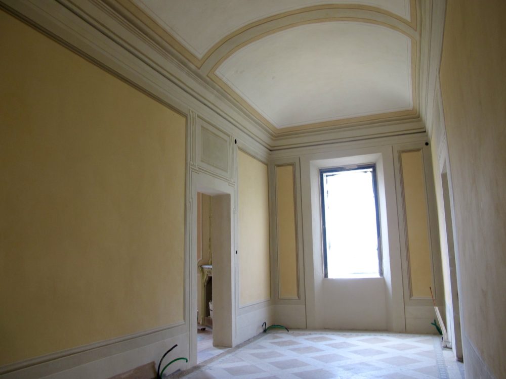 Restauro affreschi e pitture murali interni proprietà privata